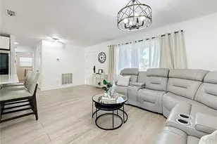 2071 Butternut Cir E, Clearwater, FL 33763 - Photo 11