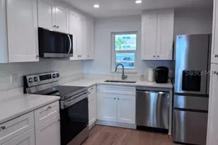 7405 Bay Island Dr S, South Pasadena, FL 33707 - Photo 5