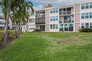 7405 Bay Island Dr S, South Pasadena, FL 33707 - Photo 21