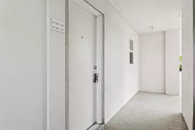 7405 Bay Island Drive S #123, South Pasadena, FL 33707 - Photo 3