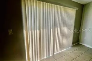 7632 Merchantville Cir, Zephyrhills, FL 33540 - Photo 11