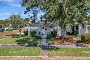 4063 2nd Ave S, Saint Petersburg, FL 33711 - Photo 1