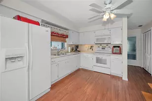 2087 Hillwood Dr, Clearwater, FL 33763 - Photo 15