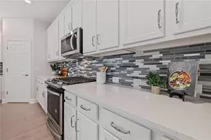 6112 Plover Meadow St, Lithia, FL 33547 - Photo 9