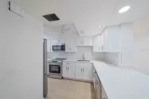 1028 Apollo Beach Blvd, Apollo Beach, FL 33572 - Photo 15