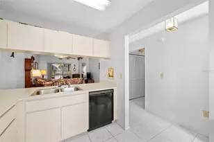 4557 Glen Hollow, New Port Richey, FL 34653 - Photo 5