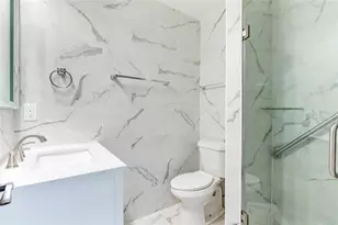 2275 62nd Ave N, Saint Petersburg, FL 33702 - Photo 25