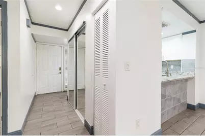 2275 62nd Avenue N #5202, Saint Petersburg, FL 33702 - Photo 3