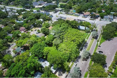 430 39th Avenue S, Saint Petersburg, FL 33705 - Photo 13
