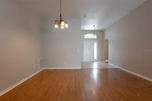 15017 Shaw Rd, Tampa, FL 33625 - Photo 7