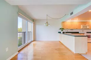 225 Country Club Dr, Largo, FL 33771 - Photo 13