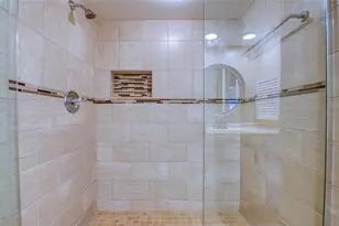 225 Country Club Dr, Largo, FL 33771 - Photo 31