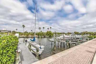 4851 W Gandy Boulevard #B2L38, Tampa, FL 33611 - Photo 33