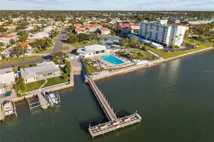 10152 Regal Dr, Largo, FL 33774 - Photo 27