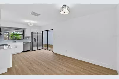 10408 Rosemount Drive, Tampa, FL 33624 - Photo 15