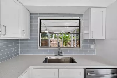 10408 Rosemount Drive, Tampa, FL 33624 - Photo 23