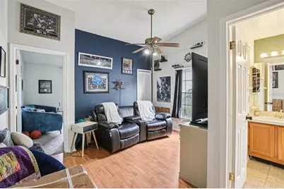 2316 Fletchers Point Circle, Tampa, FL 33613 - Photo 11