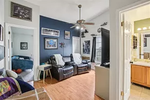 2316 Fletchers Point Cir, Tampa, FL 33613 - Photo 11