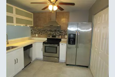 5305 Abinger Court, Tampa, FL 33624 - Photo 5