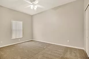 6165 Skylarkcrest Dr, Lithia, FL 33547 - Photo 17