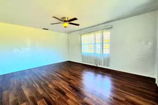 2413 E 38th Ave, Tampa, FL 33610 - Photo 9