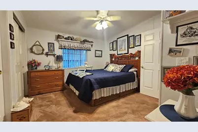 8210 Bull Run Dr, New Port Richey, FL 34653 - Photo 15