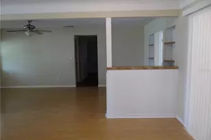 6132 Dartmouth Ave N, Saint Petersburg, FL 33710 - Photo 11