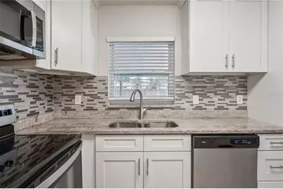 2136 67th Avenue S, Saint Petersburg, FL 33712 - Photo 7