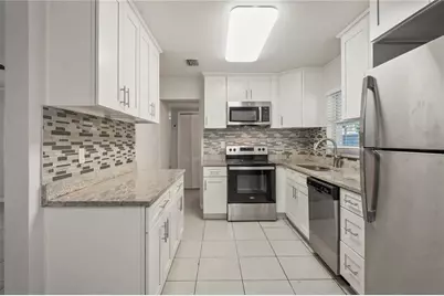 2136 67th Avenue S, Saint Petersburg, FL 33712 - Photo 5