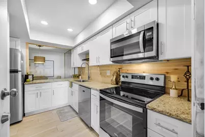 2900 Lichen Lane #B, Clearwater, FL 33760 - Photo 9