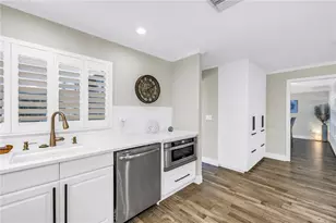 196 1st St W, Tierra Verde, FL 33715 - Photo 43