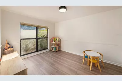 4005 Dellbrook Drive, Tampa, FL 33624 - Photo 11