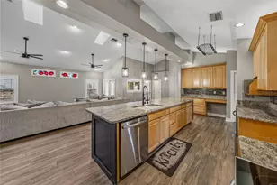 504 Covington Park St, Seffner, FL 33584 - Photo 15