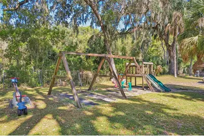 9601 Oakwood Drive, Lake Wales, FL 33898 - Photo 35