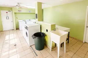 7141 E Bank Dr, Tampa, FL 33617 - Photo 13