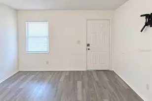 7141 E Bank Dr, Tampa, FL 33617 - Photo 3