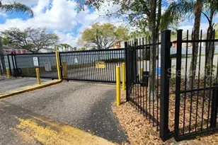 7141 E Bank Dr, Tampa, FL 33617 - Photo 11