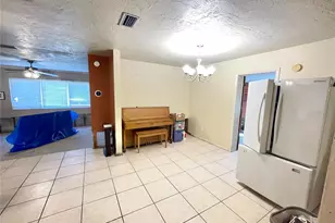 601 56th St N, Saint Petersburg, FL 33710 - Photo 19