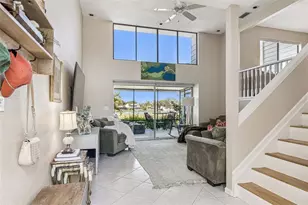 13964 Lake Point Dr, Clearwater, FL 33762 - Photo 5