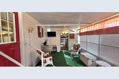 5244 Mohawk Street, Zephyrhills, FL 33542 - Photo 21