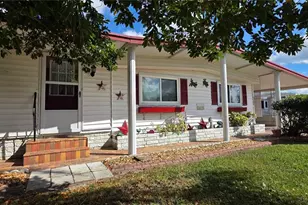 5244 Mohawk St, Zephyrhills, FL 33542 - Photo 3