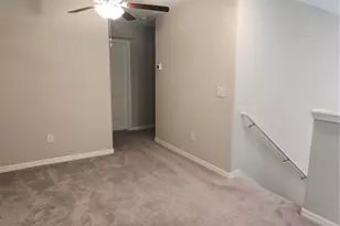 14430 English Lavender Dr, Wimauma, FL 33598 - Photo 5