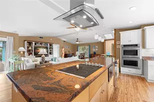 17608 Sterling Terrace, Redington Shores, FL 33708 - Photo 11