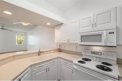 6400 46th Avenue N #36, Kenneth City, FL 33709 - Photo 11