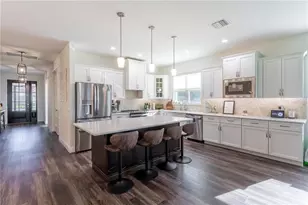 30501 Island Club Dr, Tavares, FL 32778 - Photo 15