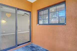 1046 Tullamore Dr, Wesley Chapel, FL 33543 - Photo 37