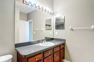 1046 Tullamore Dr, Wesley Chapel, FL 33543 - Photo 27