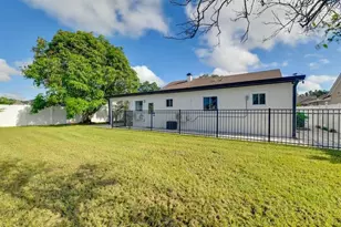 8734 Osage Dr, Tampa, FL 33634 - Photo 27