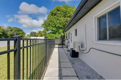 8734 Osage Drive, Tampa, FL 33634 - Photo 11