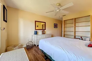 510 Windrush Bay Dr, Tarpon Springs, FL 34689 - Photo 19